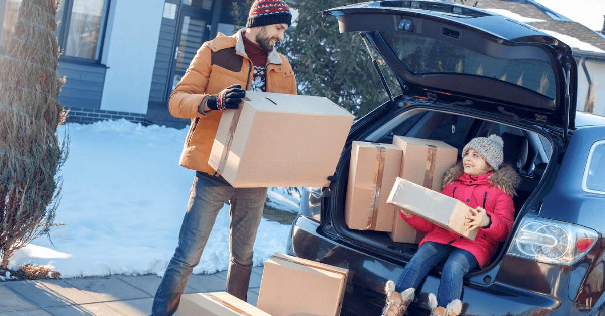 Moving During the Holidays: Costs, Benefits, and Tips