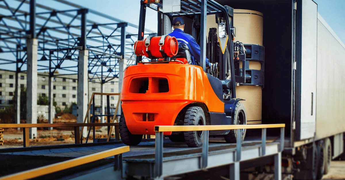 7 Tips for Moving Heavy Industrial Equipment